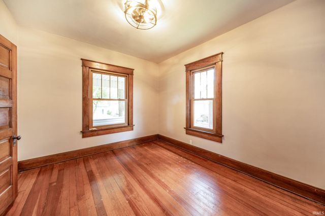 1137 S Main Street, New Castle, IN 47362