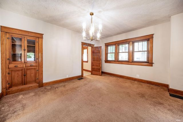 1137 S Main Street, New Castle, IN 47362