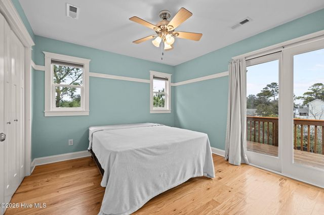 7118 Archers Creek Drive, Emerald Isle, NC 28594