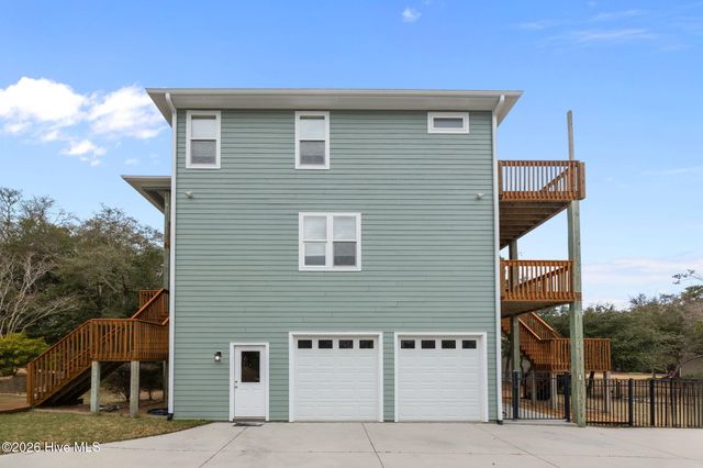 7118 Archers Creek Drive, Emerald Isle, NC 28594