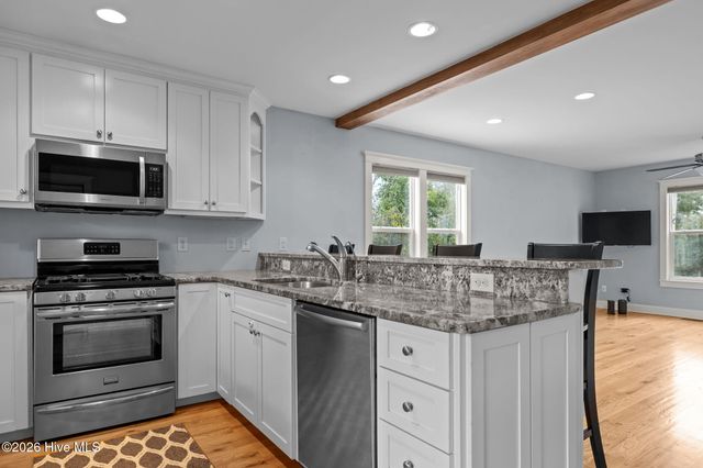 7118 Archers Creek Drive, Emerald Isle, NC 28594