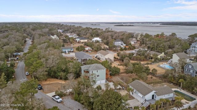 7118 Archers Creek Drive, Emerald Isle, NC 28594