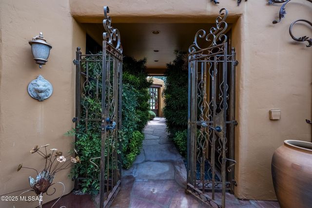 43 Calle Maria Elena, Tubac, AZ 85646