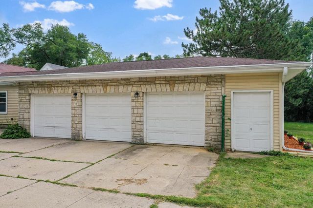 304 JACOB STREET, Green Bay, WI 54302