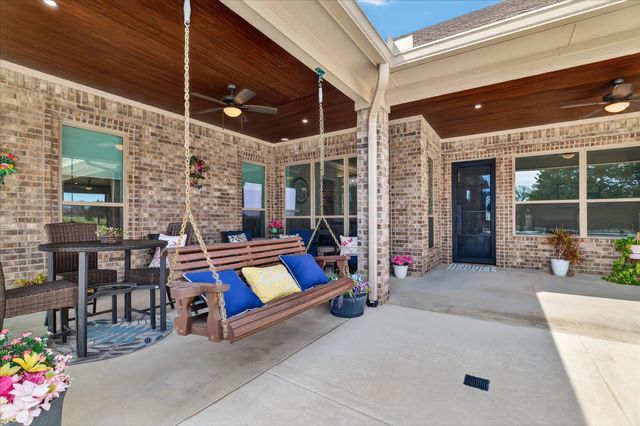 790 Bones Chapel Road, Whitesboro, TX 76273