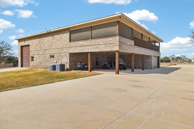 790 Bones Chapel Road, Whitesboro, TX 76273