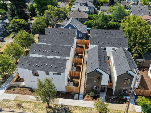 2889 Ne 62nd Ave, Portland, OR 97213