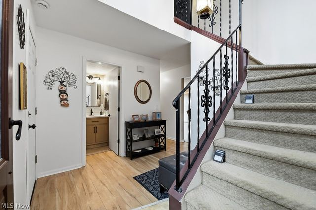 5163 Park Drive, Medina, OH 44256