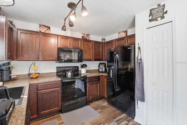 14 FISHER WAY TRACE, Ocklawaha, FL 32179