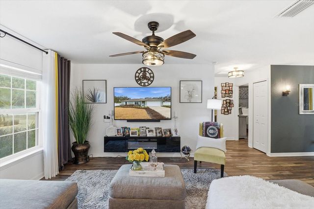 14 FISHER WAY TRACE, Ocklawaha, FL 32179