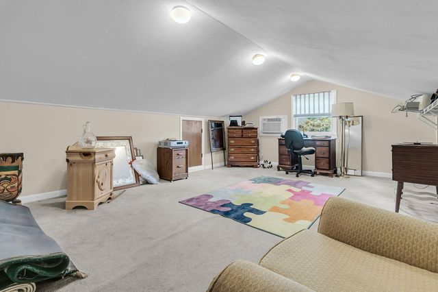 1647 Sulgrave Road, Charleston, SC 29414