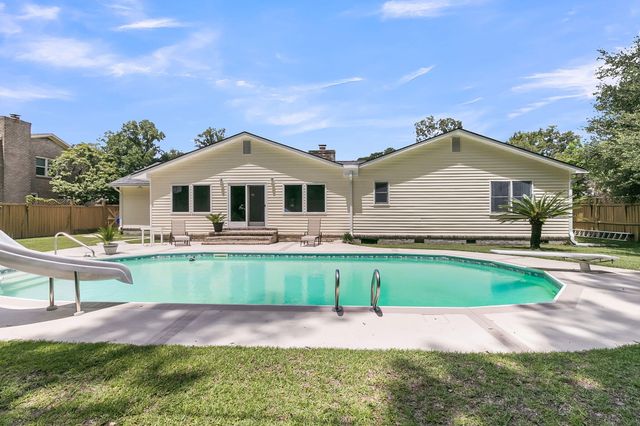 1647 Sulgrave Road, Charleston, SC 29414