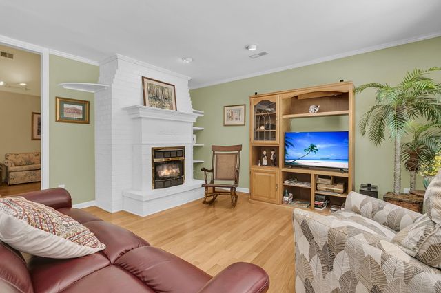 1647 Sulgrave Road, Charleston, SC 29414