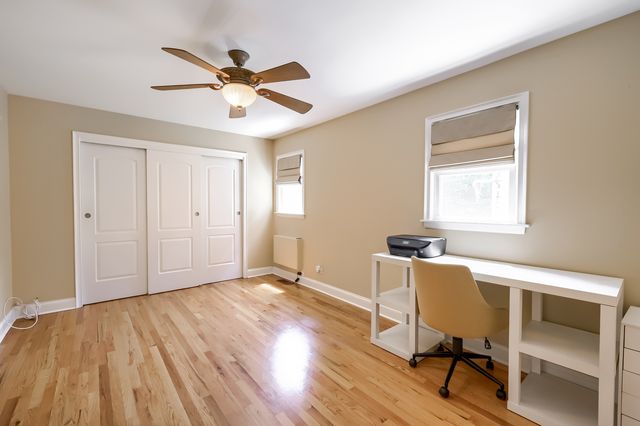 415 Park Avenue D, River Forest, IL 60305