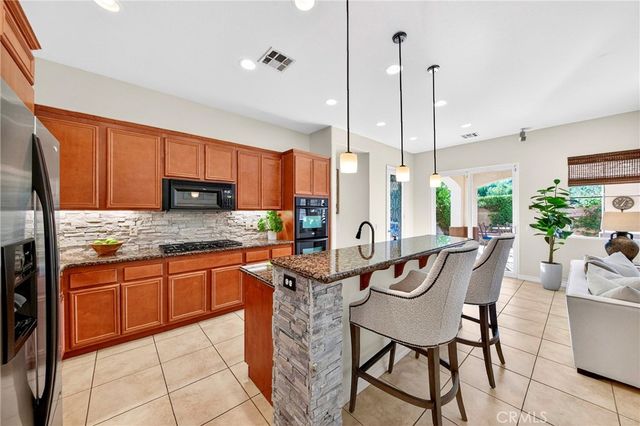 81787 Il Serenata Dr, La Quinta, CA 92253