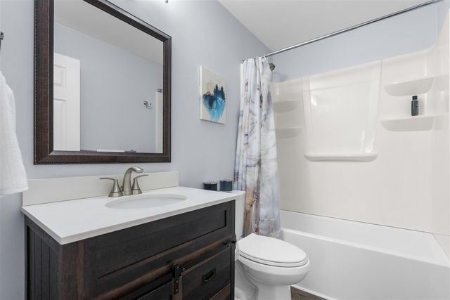 5620 Cheshire Street, Portage, MI 49002