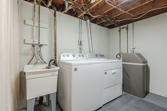 5620 Cheshire Street, Portage, MI 49002