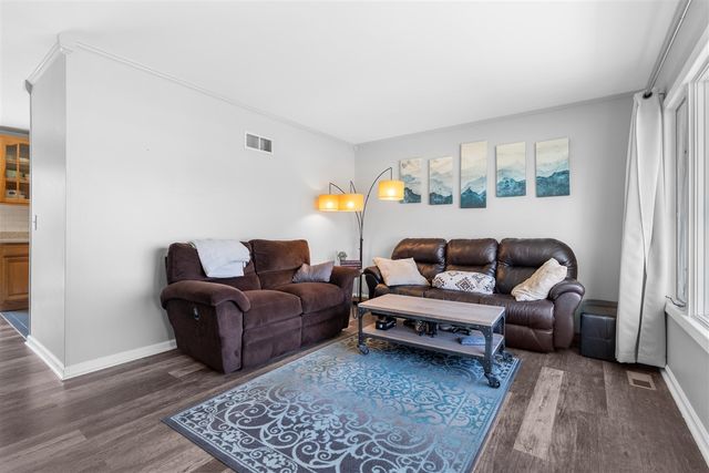 5620 Cheshire Street, Portage, MI 49002