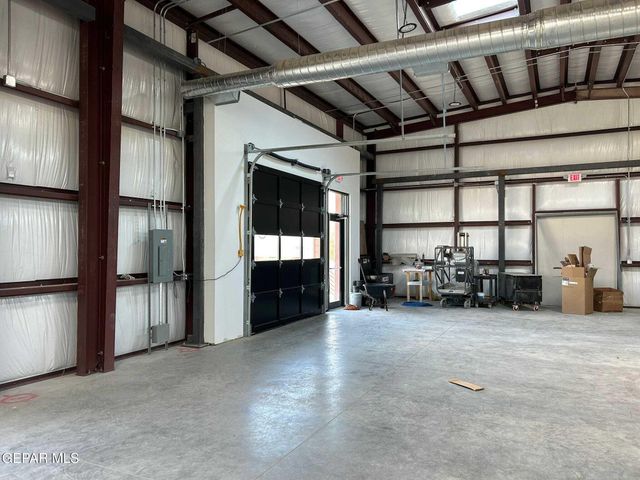 12370 Pine Springs, B, El Paso, TX 79928