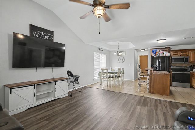 13070 Windchester Drive, Tahlequah, OK 74464