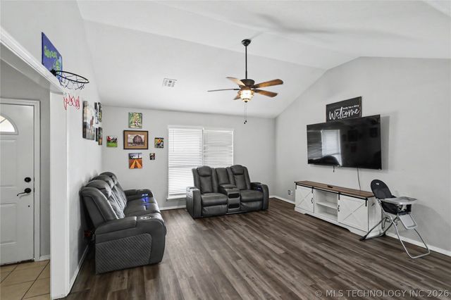 13070 Windchester Drive, Tahlequah, OK 74464