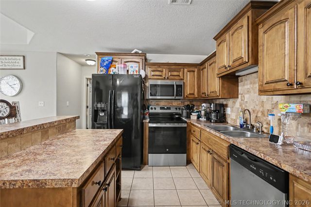 13070 Windchester Drive, Tahlequah, OK 74464