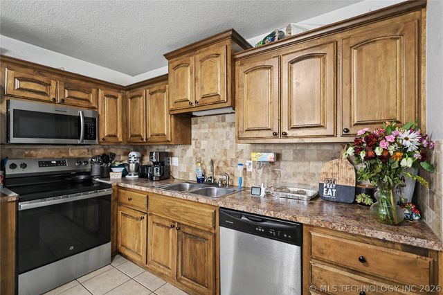 13070 Windchester Drive, Tahlequah, OK 74464