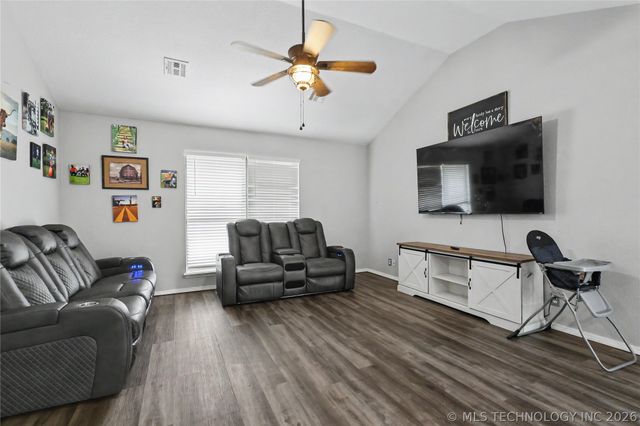 13070 Windchester Drive, Tahlequah, OK 74464