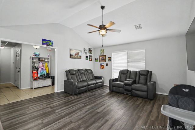 13070 Windchester Drive, Tahlequah, OK 74464