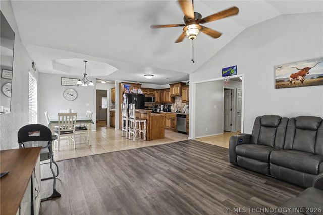 13070 Windchester Drive, Tahlequah, OK 74464