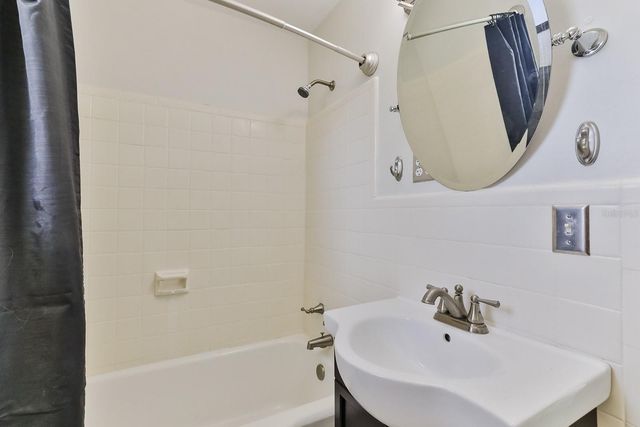 480 CAROLYN STREET, New Smyrna Beach, FL 32168