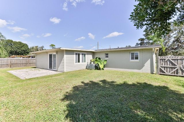 480 CAROLYN STREET, New Smyrna Beach, FL 32168