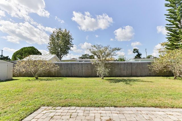 480 CAROLYN STREET, New Smyrna Beach, FL 32168