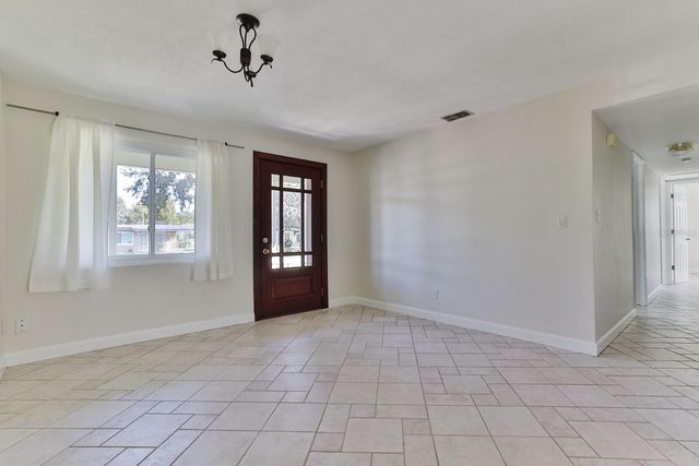 480 CAROLYN STREET, New Smyrna Beach, FL 32168