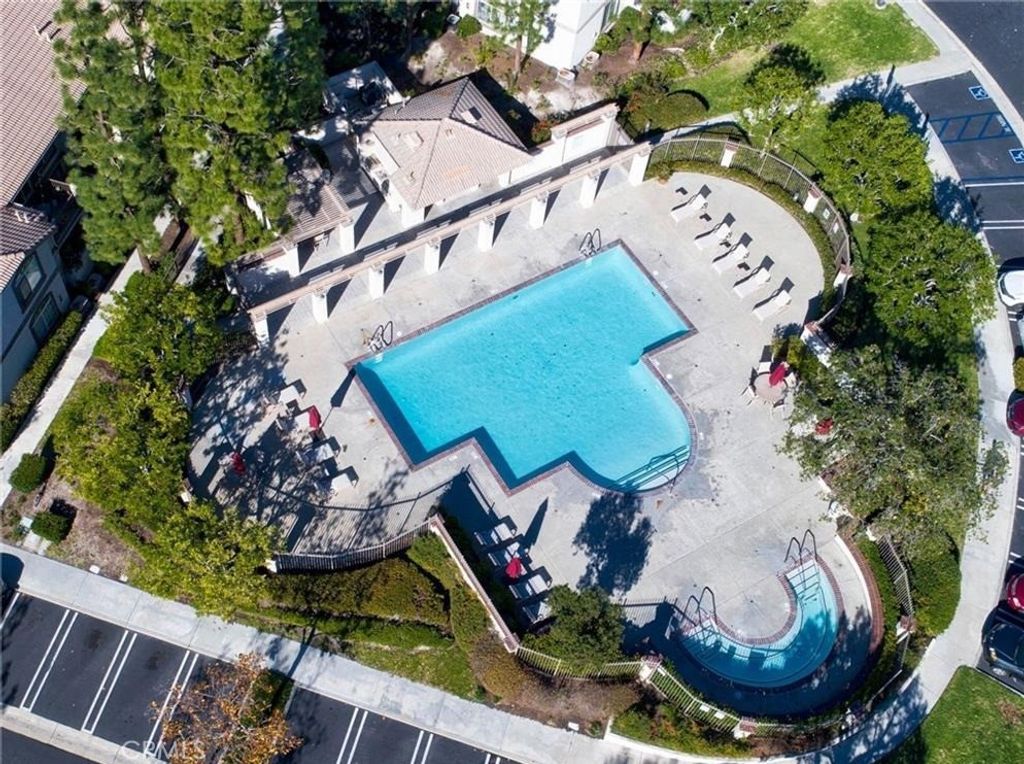 Image 24 of property listing at 277 Chaumont Circle, Lake Forest, CA 92610