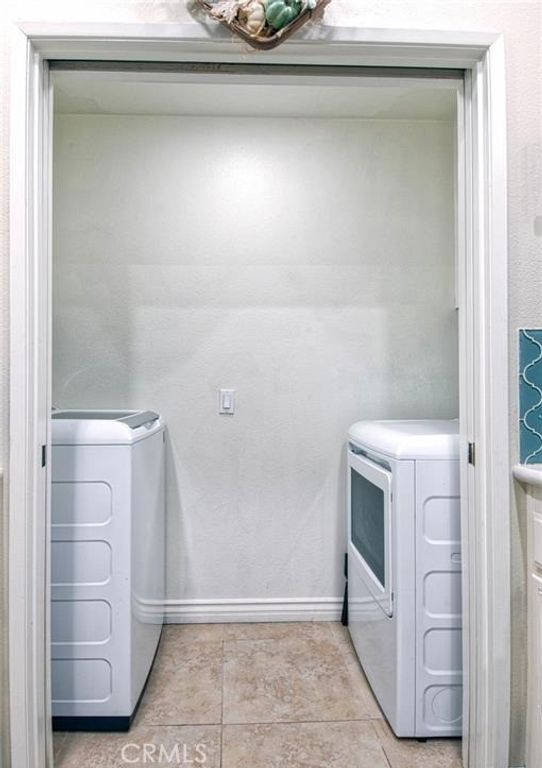 Image 8 of property listing at 277 Chaumont Circle, Lake Forest, CA 92610