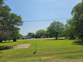 1901 N Kaufman Street, Ennis, TX 75119
