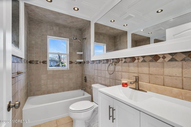 905 Harrison Road, Toms River, NJ 08753