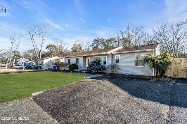 905 Harrison Road, Toms River, NJ 08753