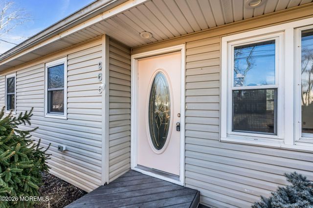 905 Harrison Road, Toms River, NJ 08753