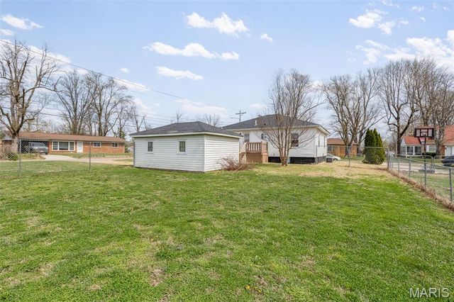 925 Moorland Street, Farmington, MO 63640