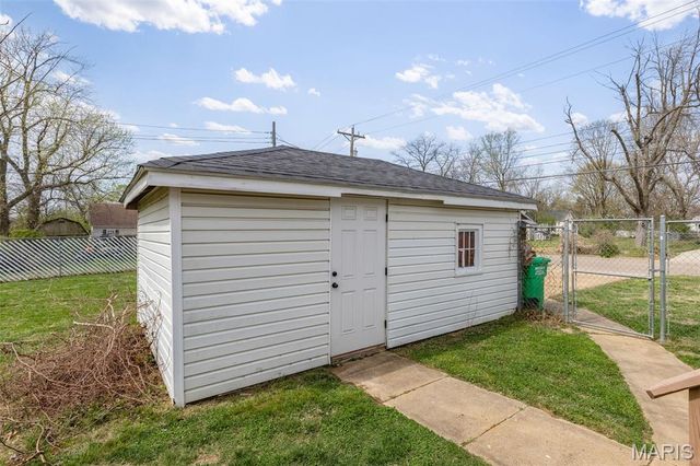 925 Moorland Street, Farmington, MO 63640