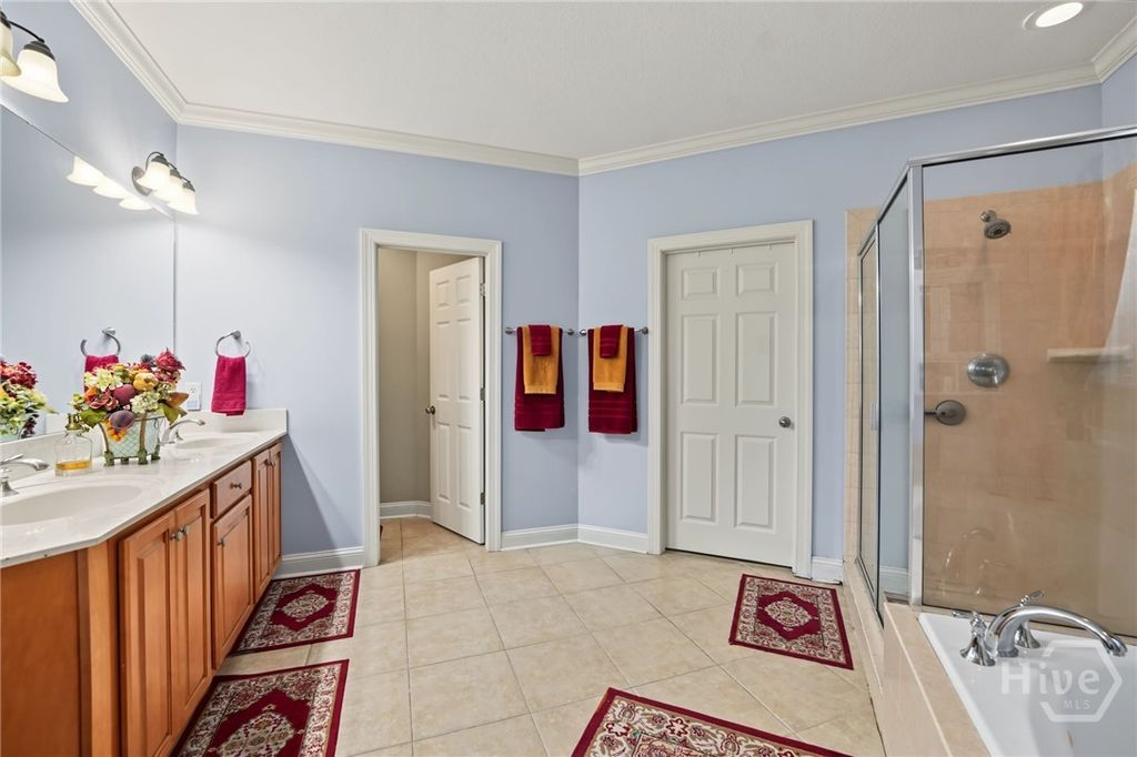 Image 31 of property listing at 12 Bluegrass Lane, Savannah, GA 31405