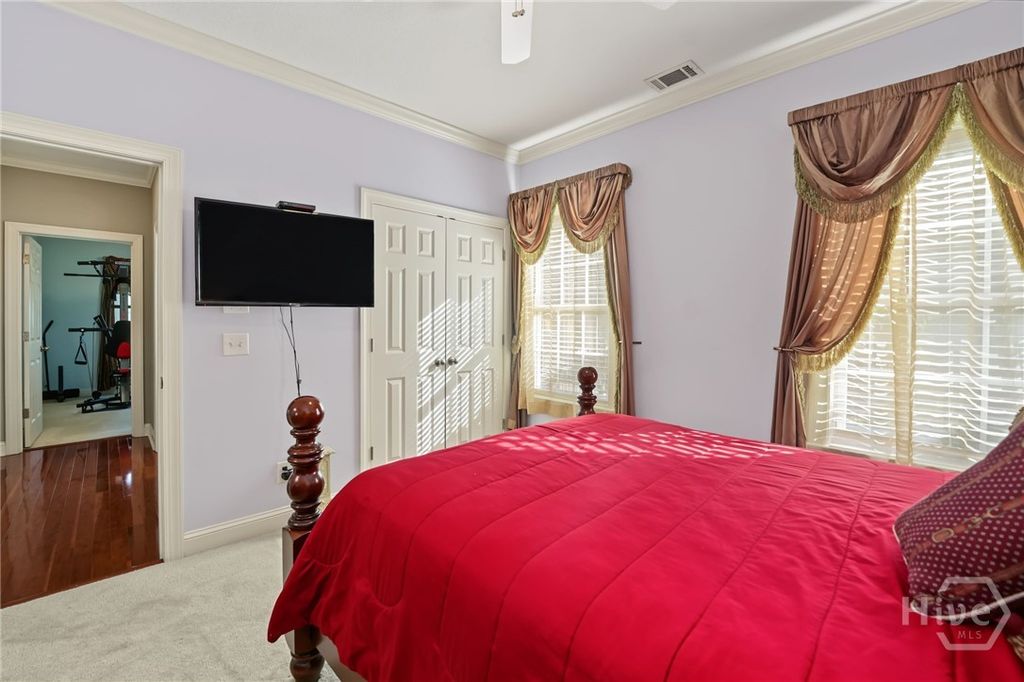 Image 35 of property listing at 12 Bluegrass Lane, Savannah, GA 31405