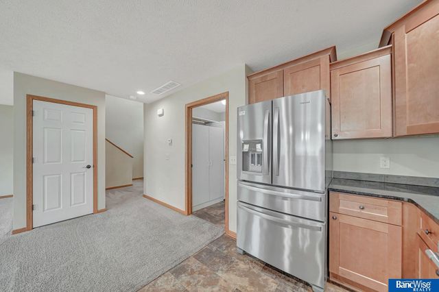 8976 Buckshot Road, Lincoln, NE 68507