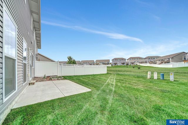 8976 Buckshot Road, Lincoln, NE 68507