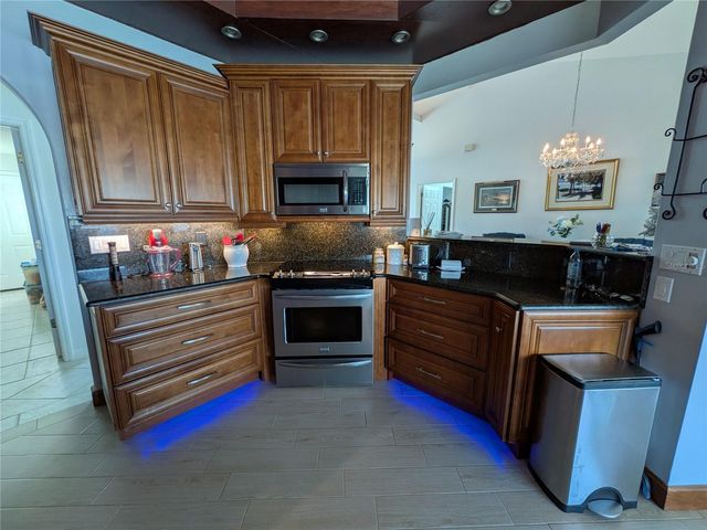 12725 SW KINGS ROW, Lake Suzy, FL 34269