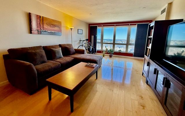 2001 Marina Drive 515, Quincy, MA 02171