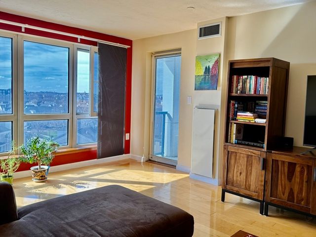 2001 Marina Drive 515, Quincy, MA 02171