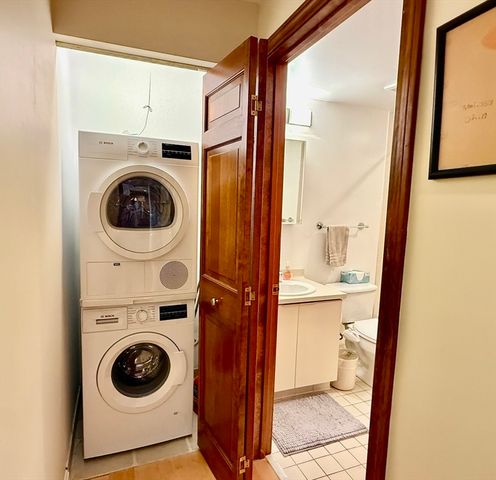 2001 Marina Drive 515, Quincy, MA 02171